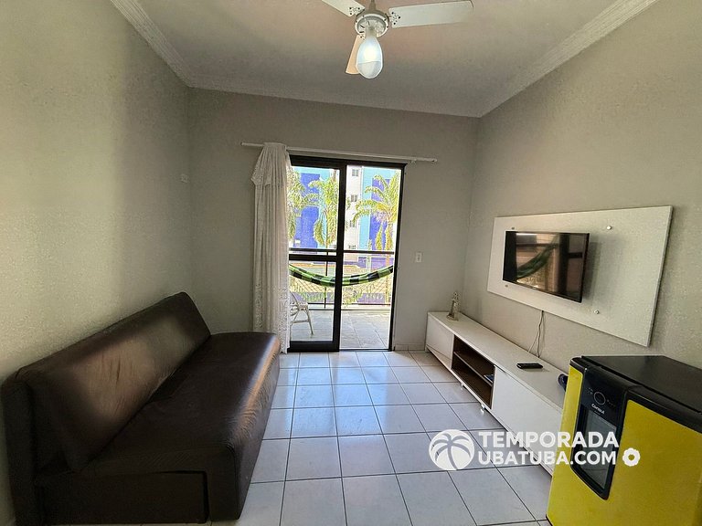 21F - Apt c/ piscina semi olimpica ha 50m da Praia