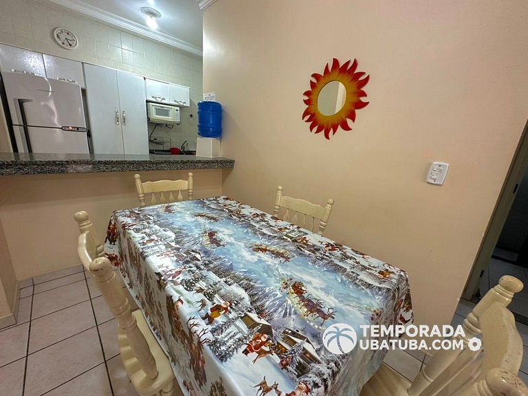 23D - Apto ha 50m do mar com piscina semi olimpica