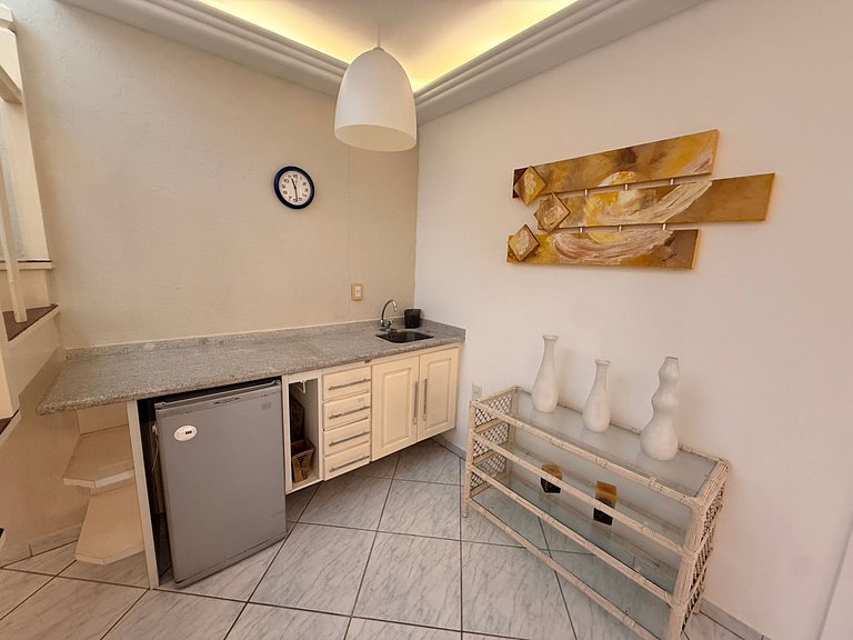 405DM – Cobertura duplex de frente para o mar c/ vista panor