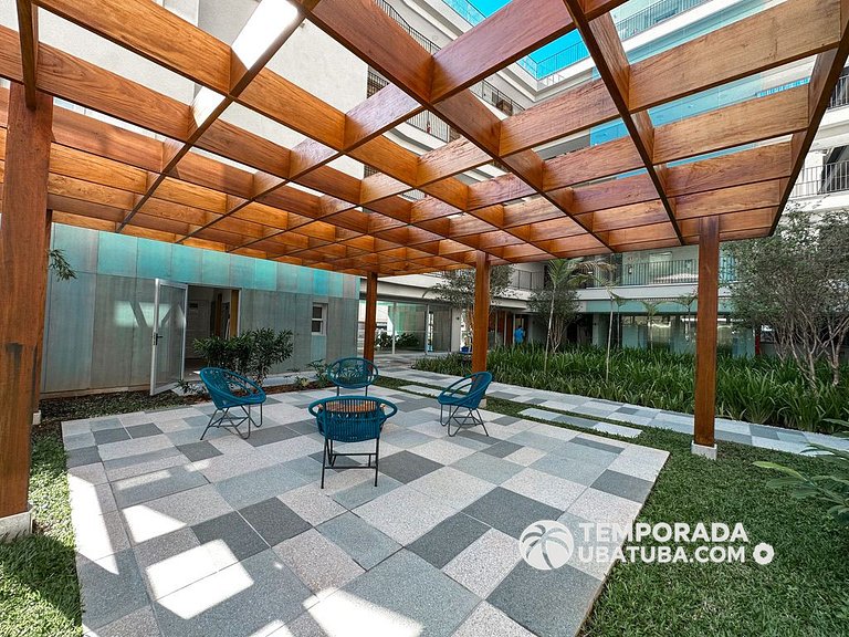 BAM209 – Apartamento frente mar com 2 dormitórios. Condomíni