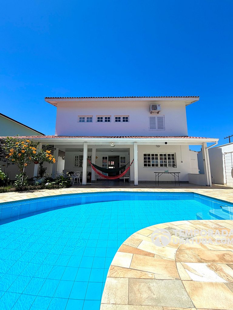 CASA6 - Linda casa c/ piscina 4 suites ha 120m da orla. Prai