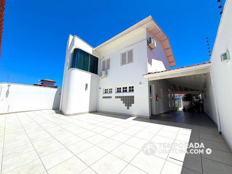 CASA6 - Linda casa c/ piscina 4 suites ha 120m da orla. Prai