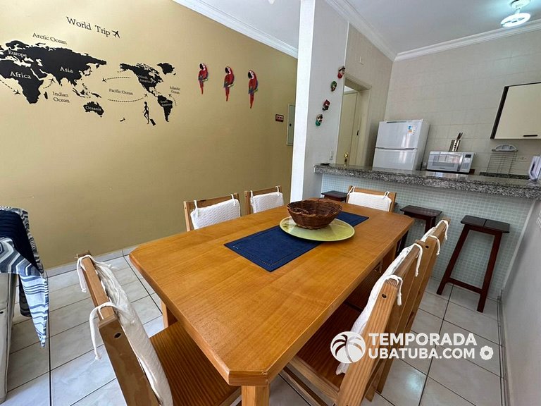 11E – Apto 2 dormitorios c/ ar condicionado e piscina semi o