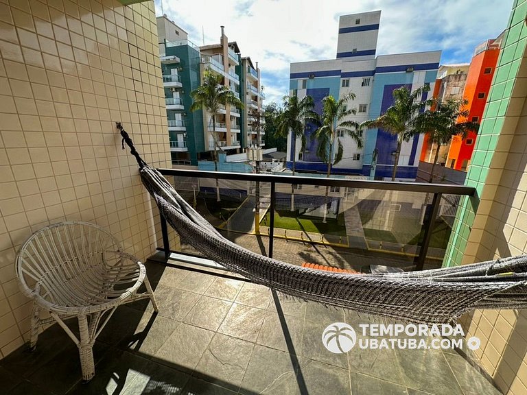 21F - Apto ha 50m do mar com piscina semi olimpica