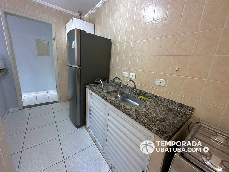 21F - Apto ha 50m do mar com piscina semi olimpica