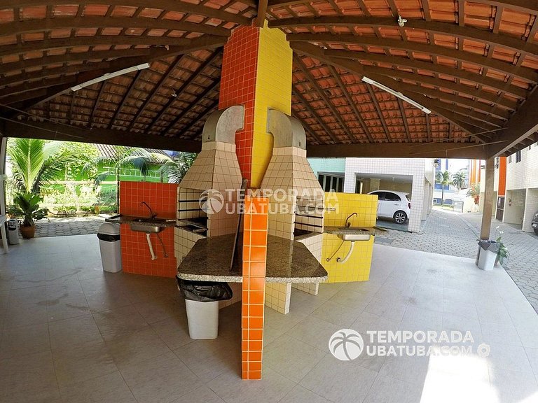 22A - Apto ha 50m do mar com piscina semi olimpica