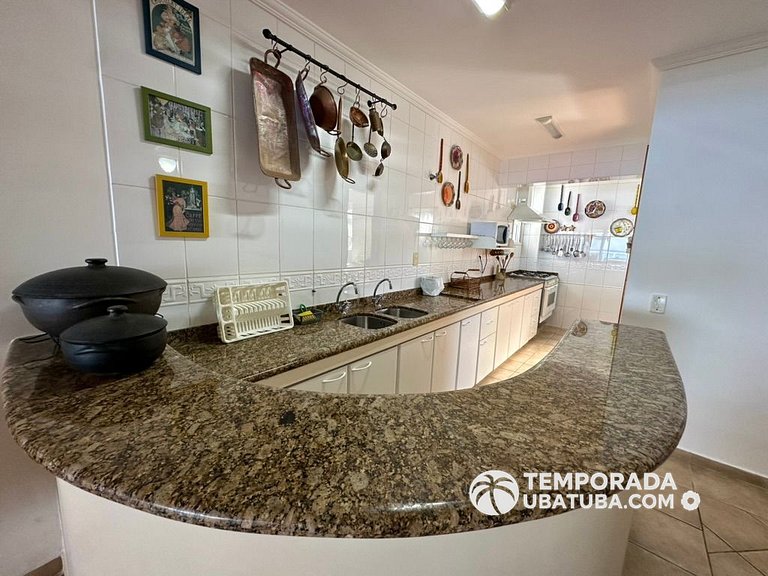 404DM - Apartamento com 3 suítes e vista panorâmica para o m
