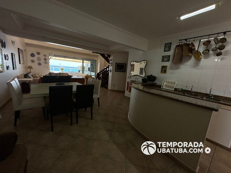 404DM - Apartamento com 3 suítes e vista panorâmica para o m