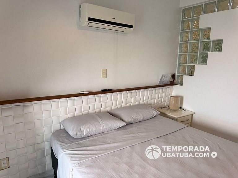 405DM – Cobertura duplex de frente para o mar c/ vista panor