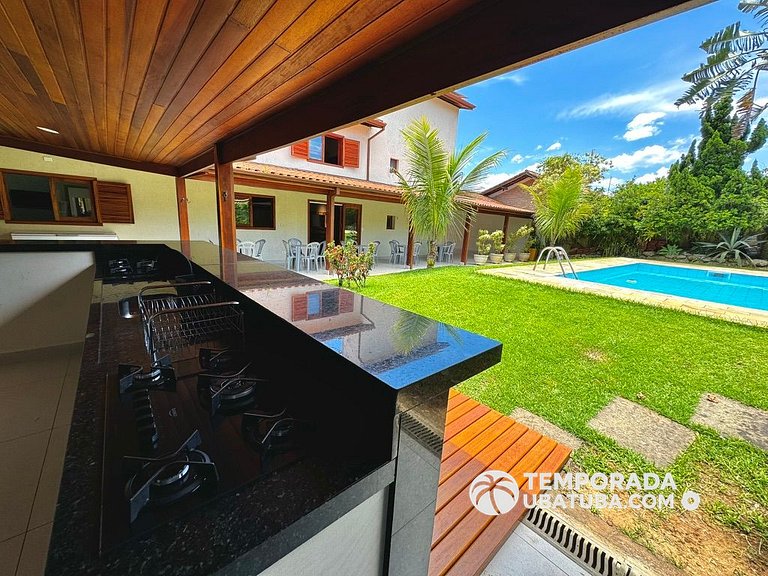 C10 - Casa de cinema 8 dorms 150m da Praia Grande