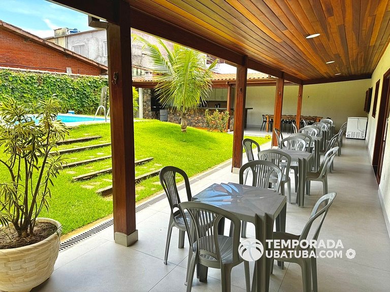 C10 - Casa de cinema 8 dorms 150m da Praia Grande