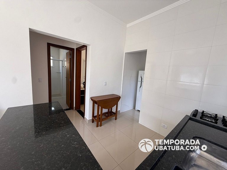 01M Apto moderno no Itagua perto do projeto tamar