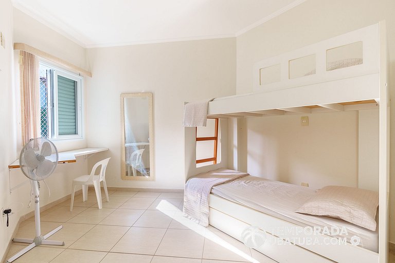 44GB - Cobertura duplex a 50m da Praia 12 pessoas